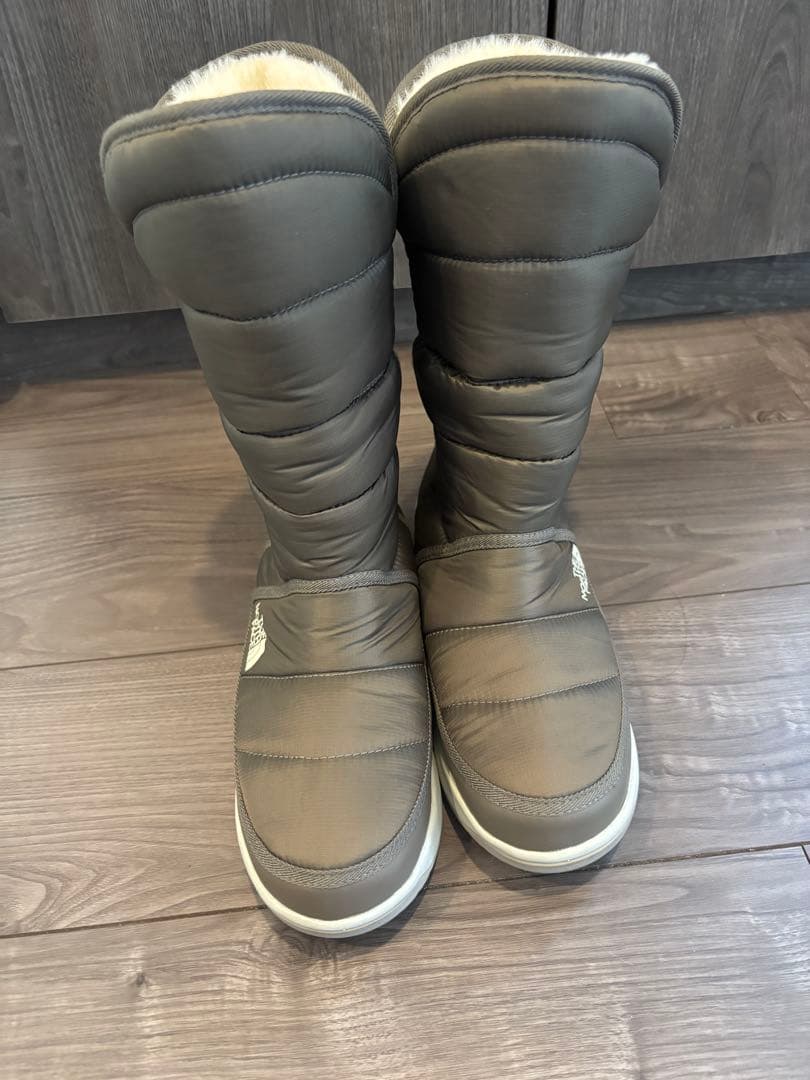 THE NORTH FACE ブラウンショートブーツ