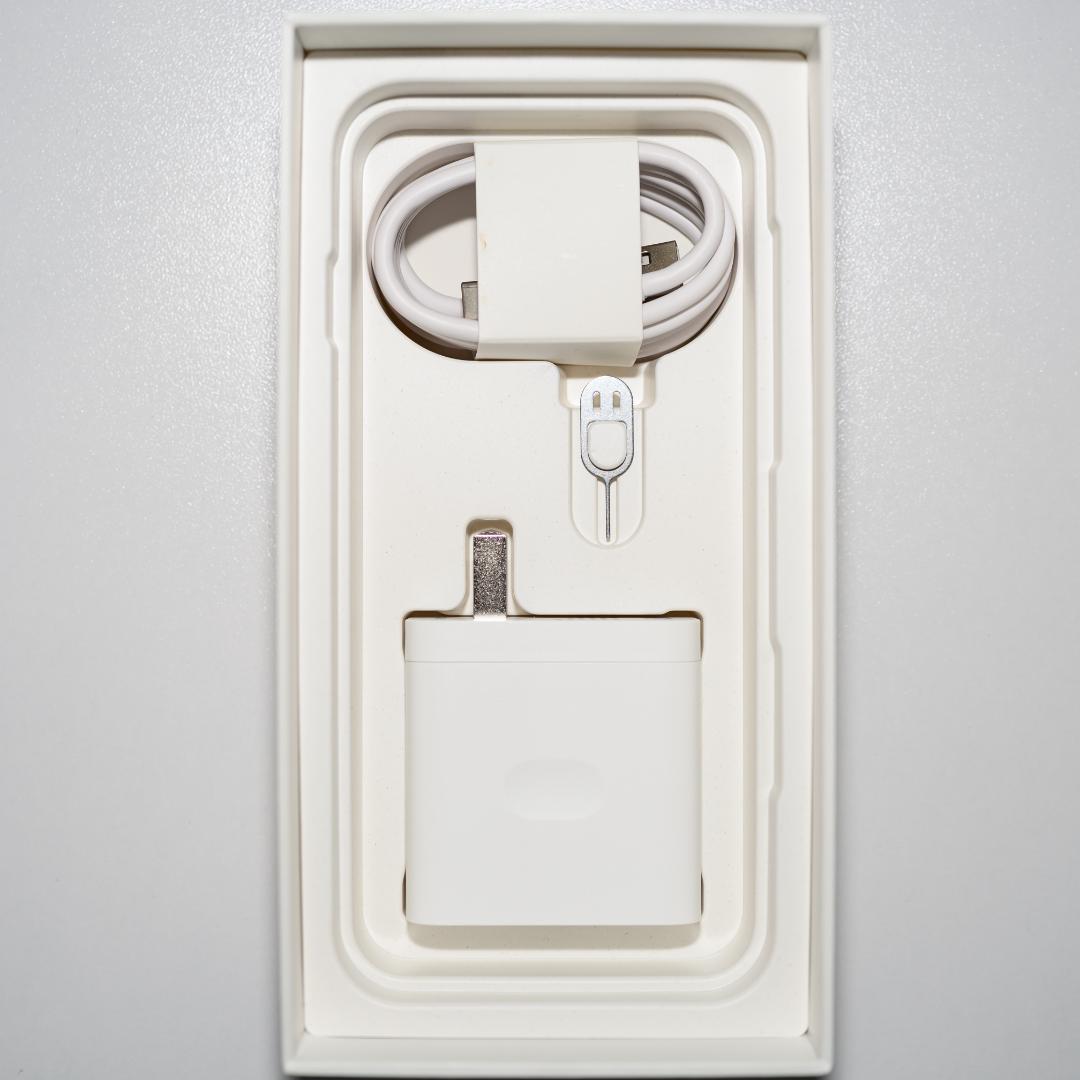 【未使用品】Oppo Find X9 Pro ホワイト 大陸版 12GB/256