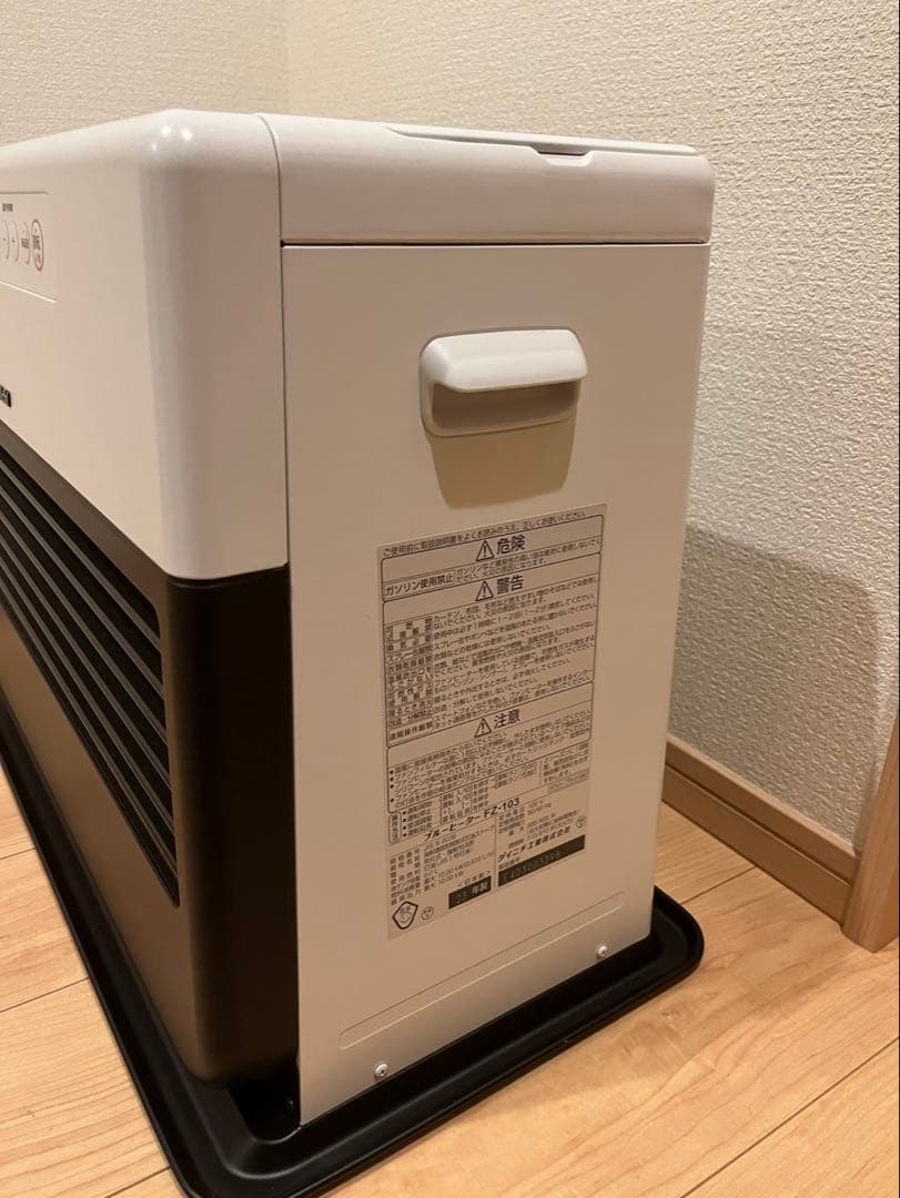 ダイニチブルーヒーターFZ-103石油ファンヒーター デジタル表示