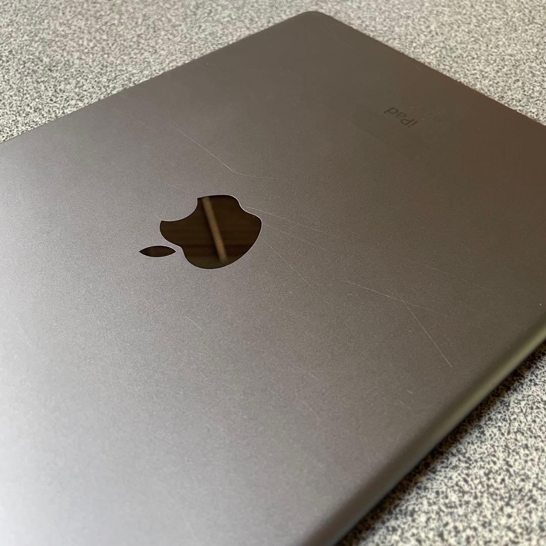 送無料F12 iPad Air 第2世代 スペースグレイ 128GB Wi-Fi