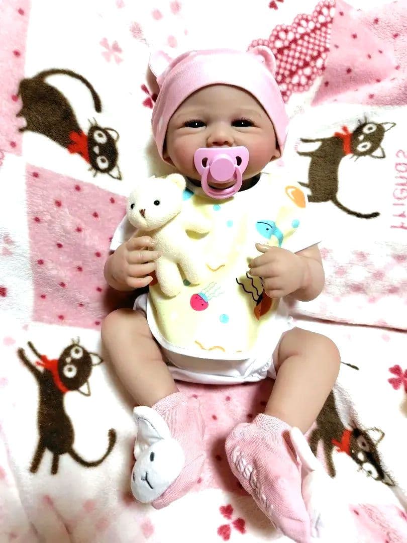 ♡笑顔がめちゃカワベビー♡リボーンドール　☆お世話セット付き☆