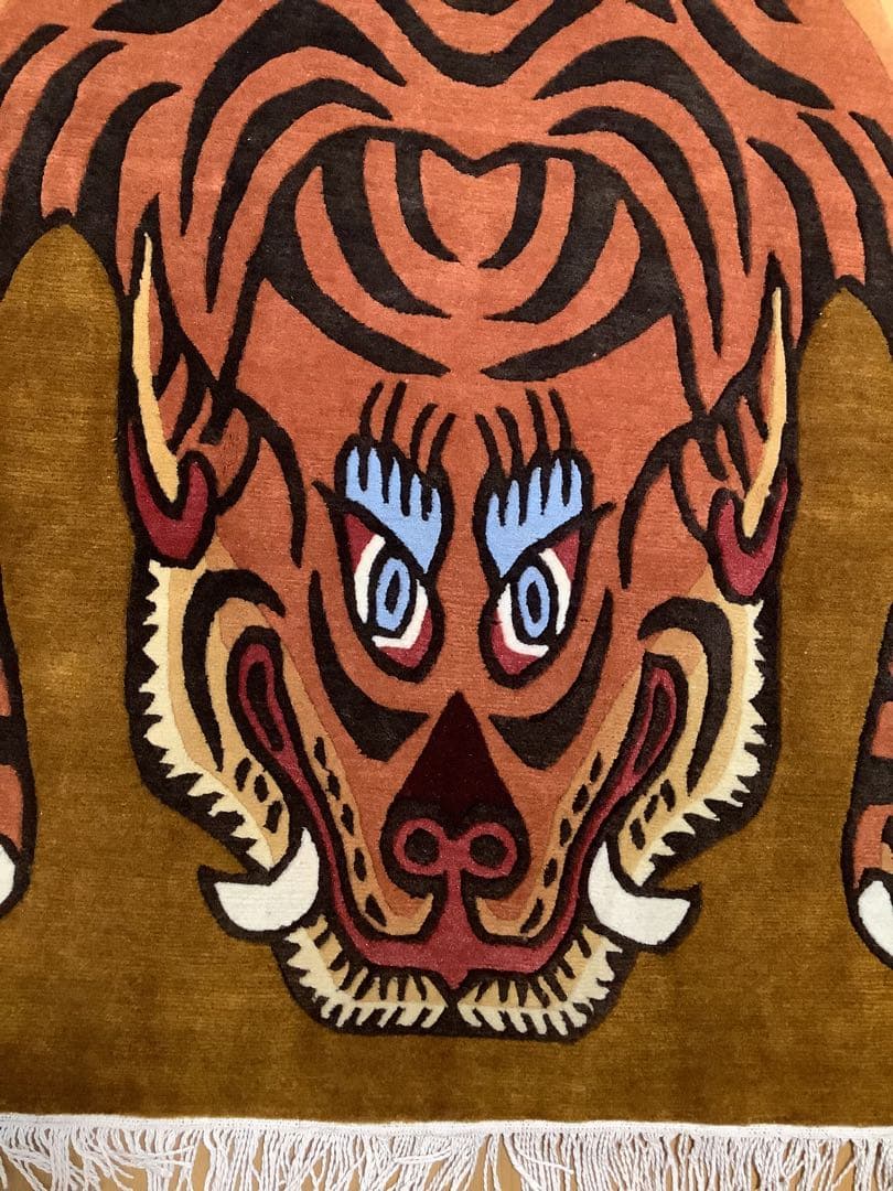 SALE 『本物』 チベット絨毯　チベタンタイガー　特大　約183cm