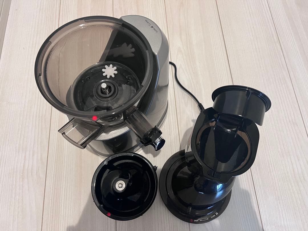 クビンス　ホールスロージューサー　EVO-800