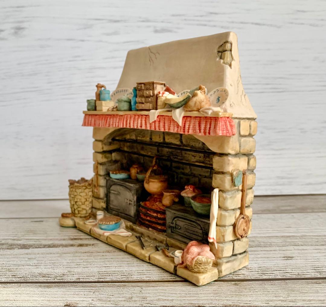 ブランブリーヘッジ 暖炉 フィギュア 置物 ボーダーファインアーツ