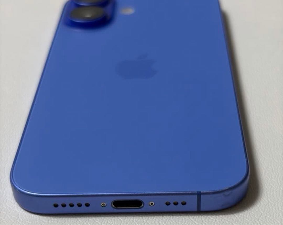 たかはし　iPhone16 256GB ウルトラマリン