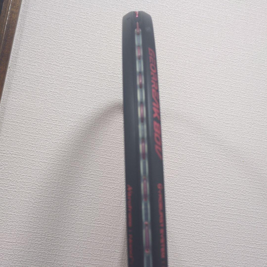 ソフトテニスラケット ジオブレイク80Vブラック/レッド