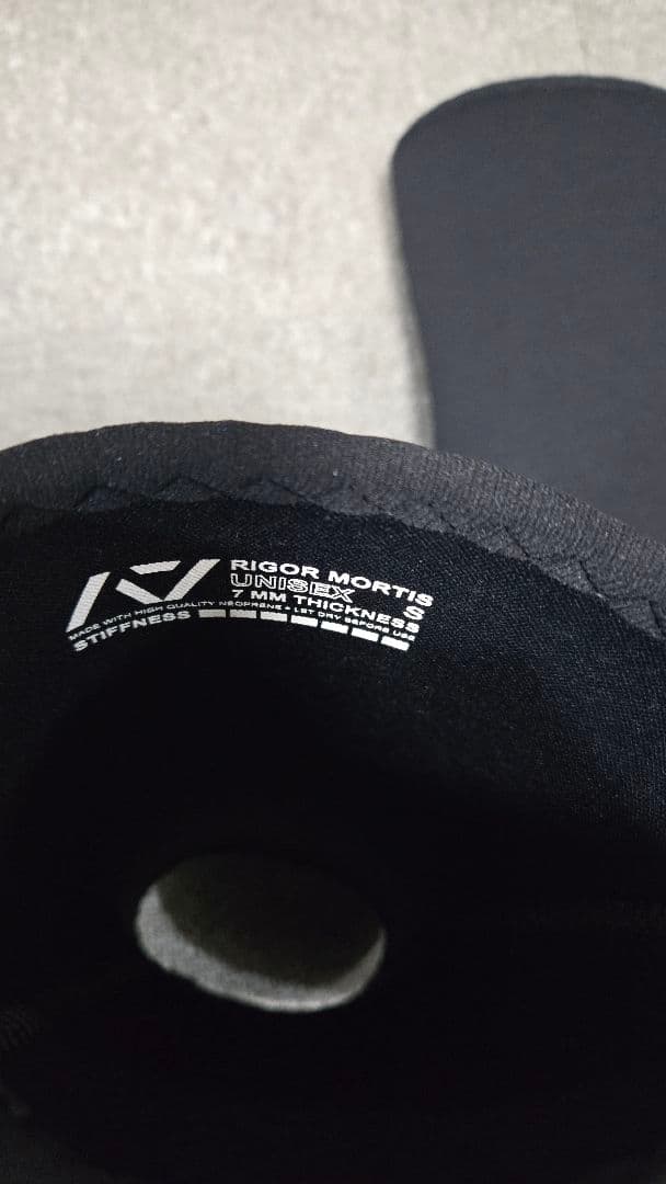 【新品未使用】A7 ニースリーブ Rigor Mortis Sサイズ
