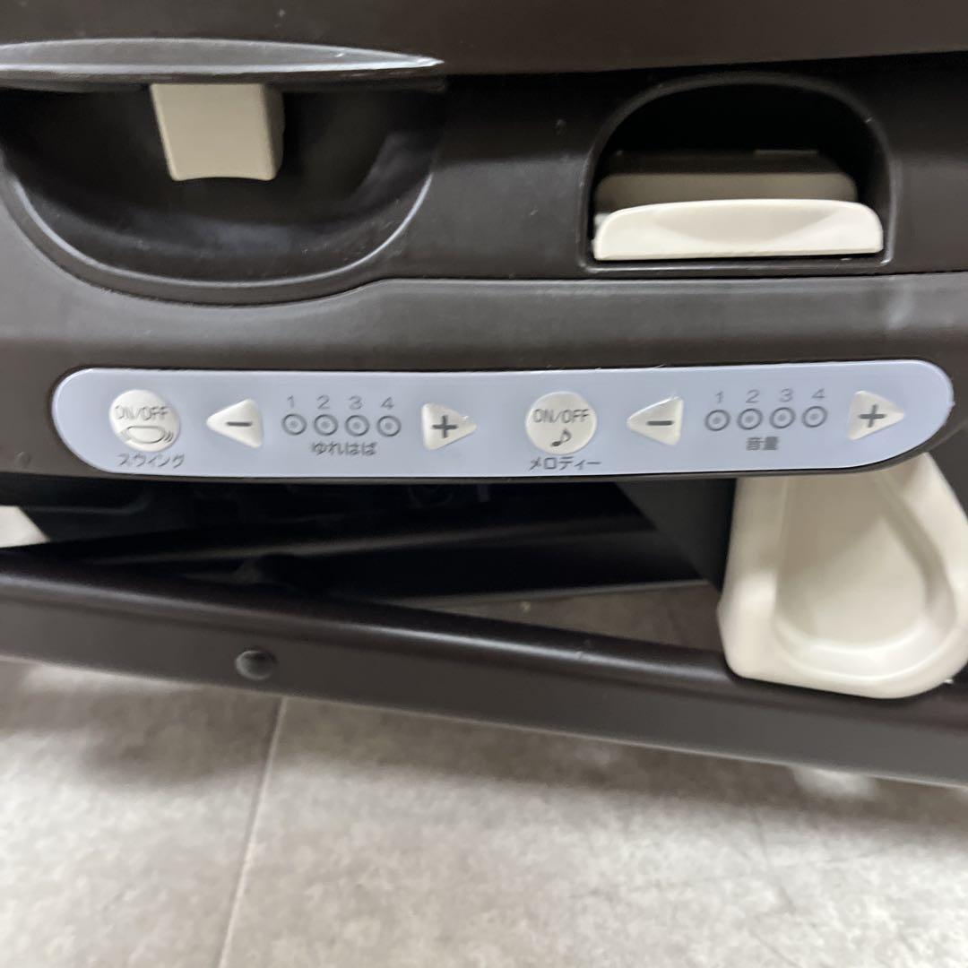 コンビ ネムリラ 4キャス AT オートスウィング ハイローチェア