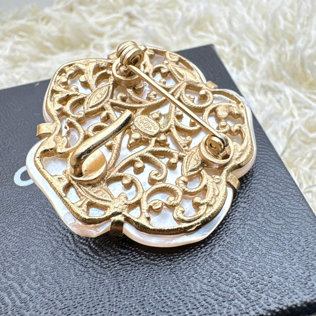 シャネル　カメリア　ホワイトシェル　ブローチ　ココマーク　レース