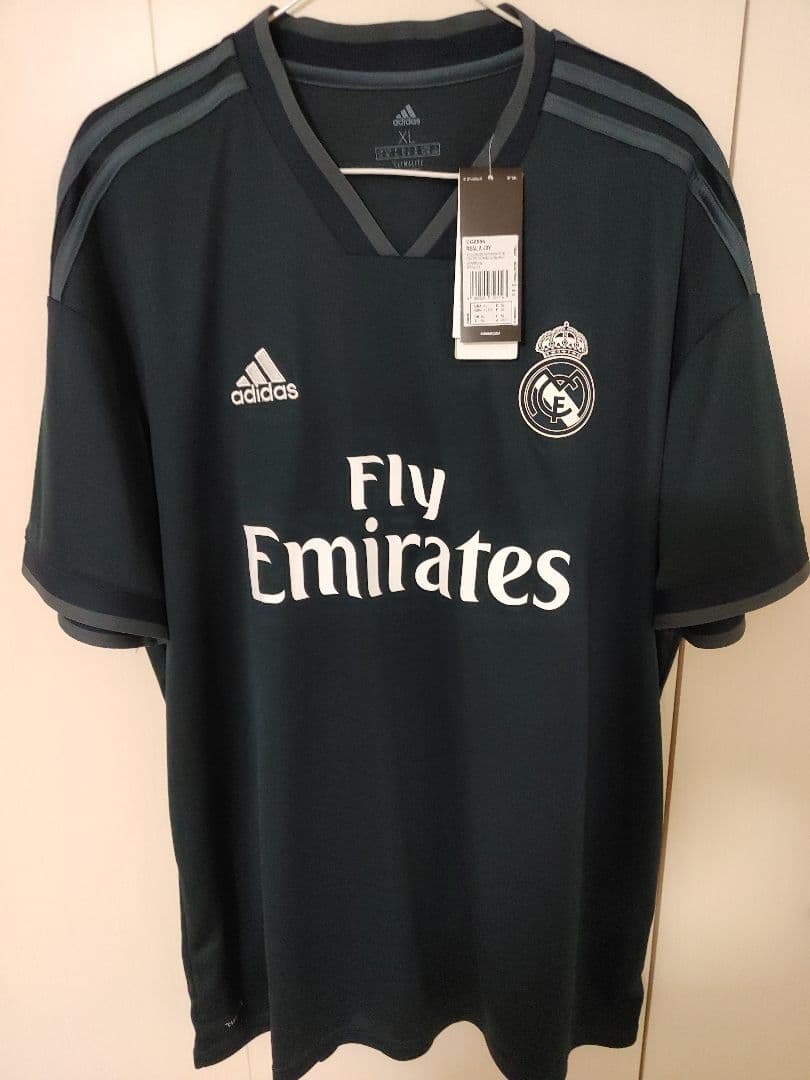 【未使用タグ付き/正規品】レアルマドリード　ヴィニシウス　ユニフォーム