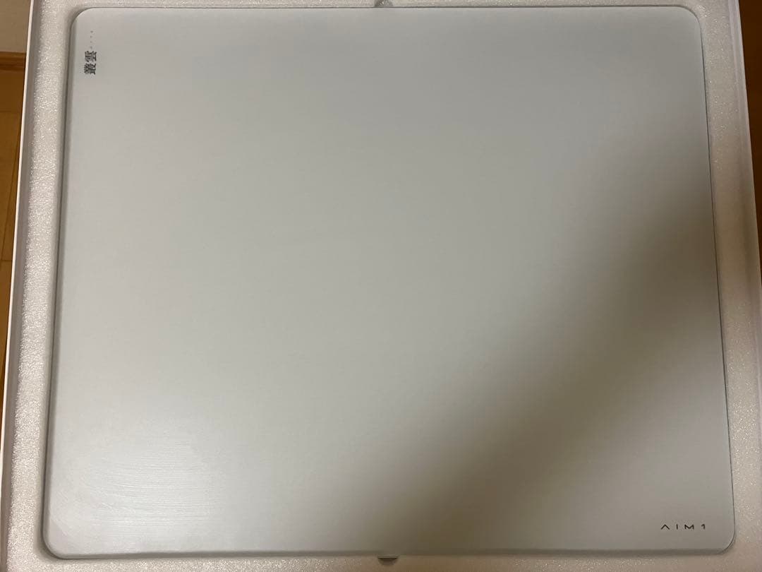 aim1 叢雲 ホワイト ゲーミングガラスパッド