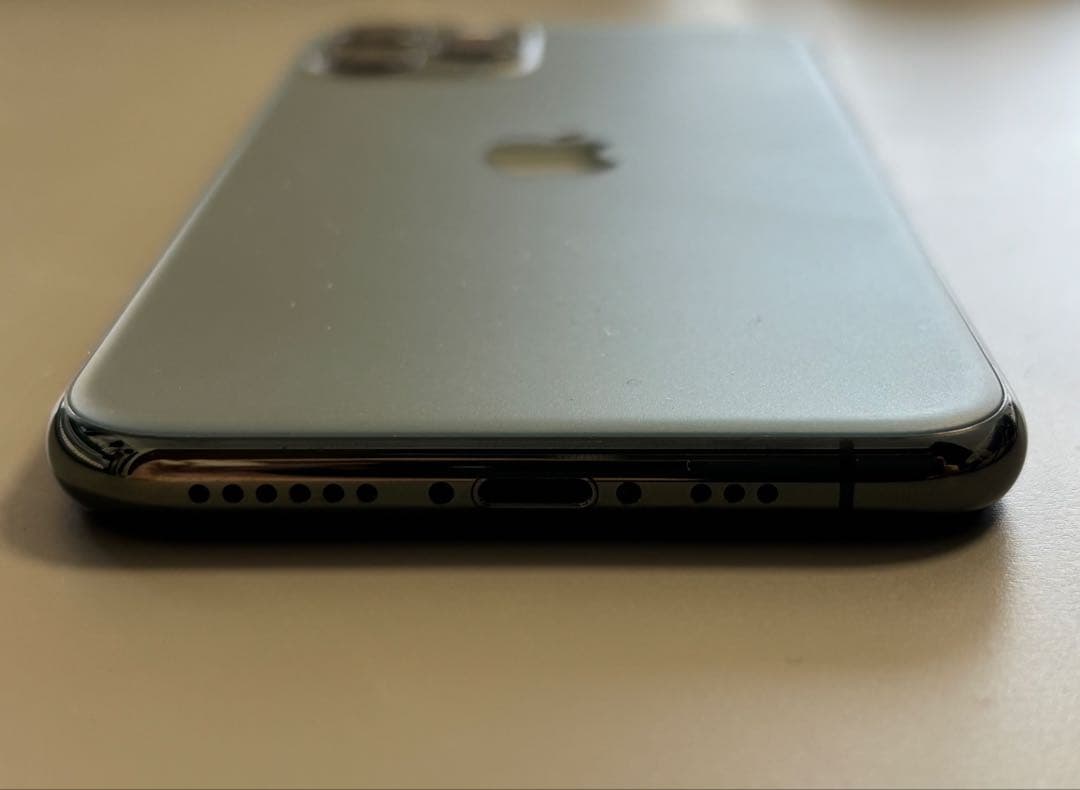 Apple iPhone 11 Pro 256GB ミッドナイトグリーン 本体