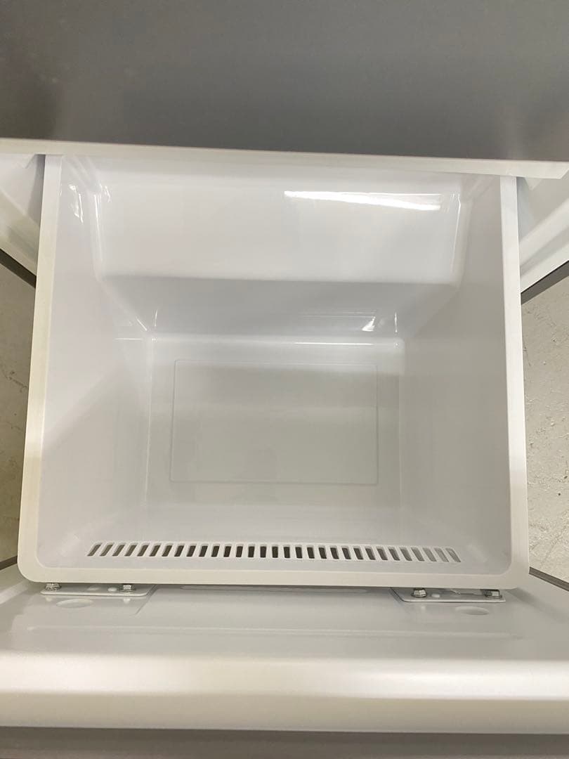 アクア　冷蔵庫　24年製　美品　保証込み　高年式　中型　人気メーカー　一人暮らし