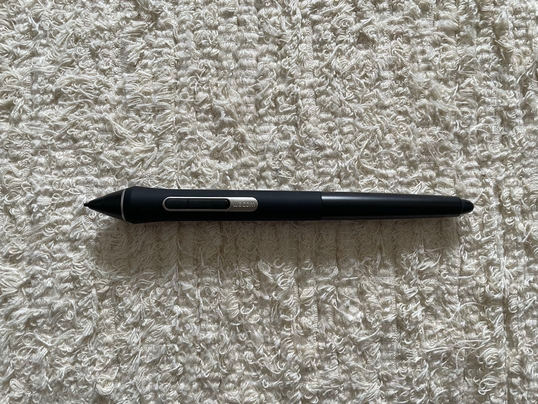 Wacom 液晶ペンタブレット