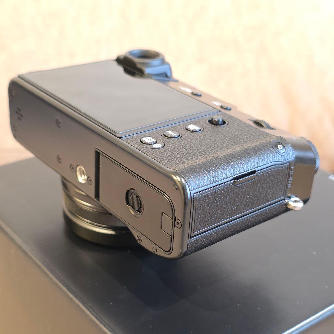 美品 おまけ多数 FUJIFILM X100VI 付属品、保証書完備