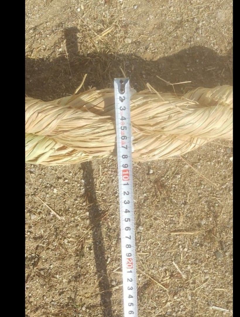 神社用しめ縄（長さ約２メートル）