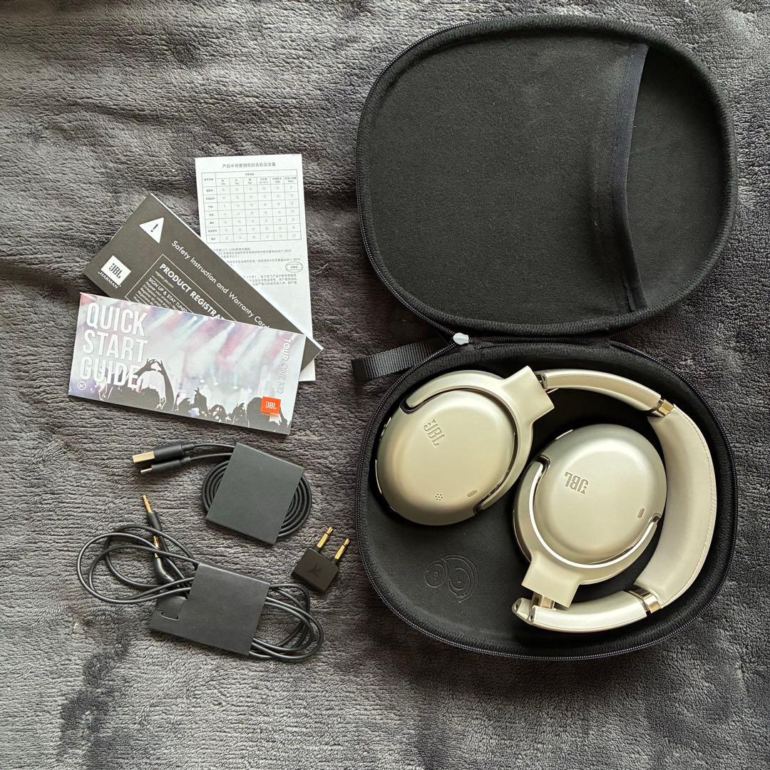 ヘッドホン JBL TOUR ONE M2