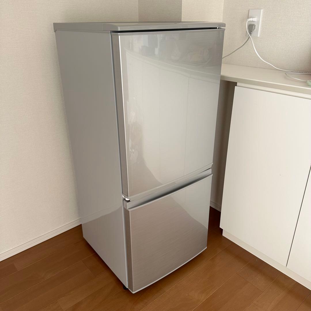 美品　SHARP ノンフロン冷凍冷蔵庫