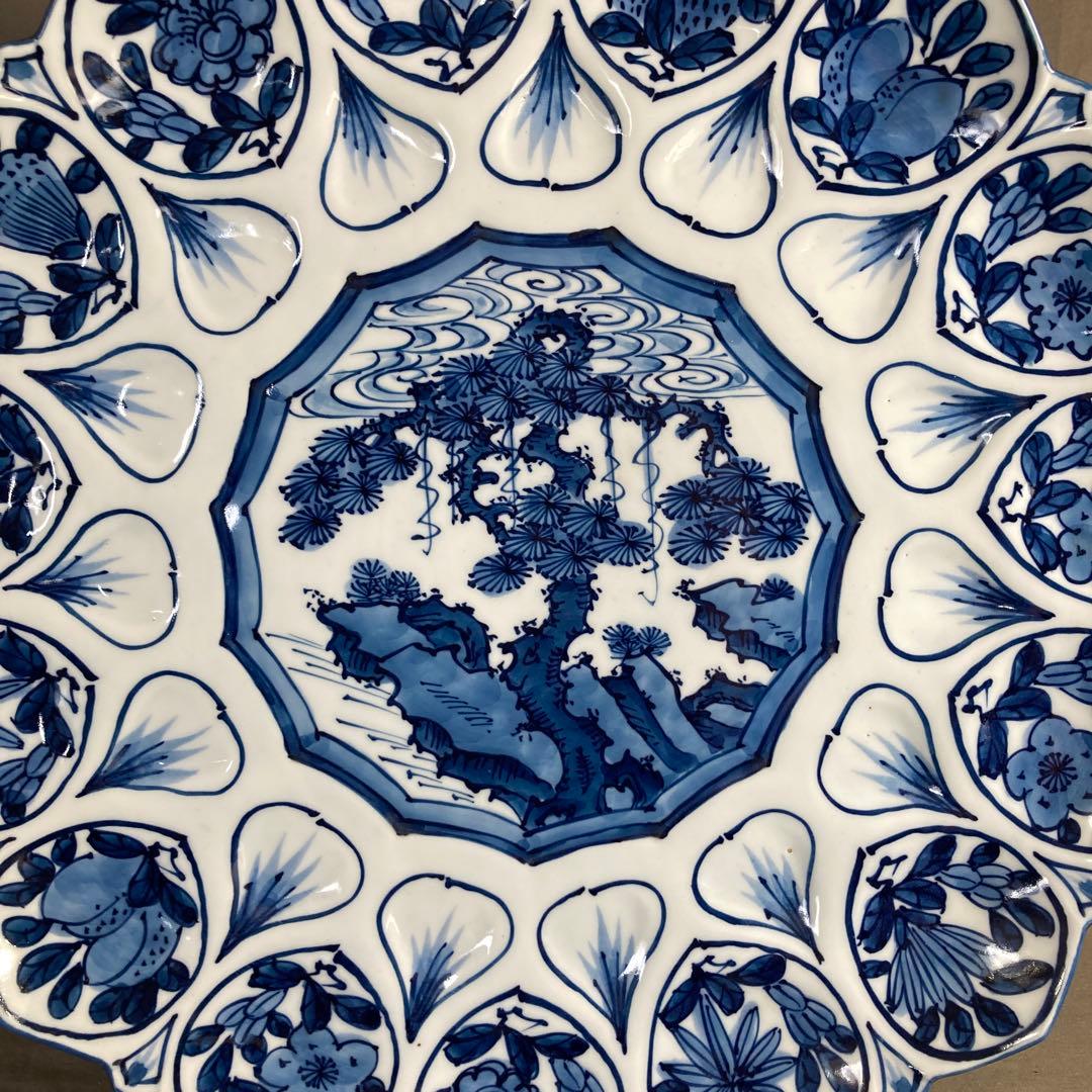 【源右衛門】古伊万里の伝統　日本の名窯　舘林源右衛門作　染付輪花文　輪花形大皿