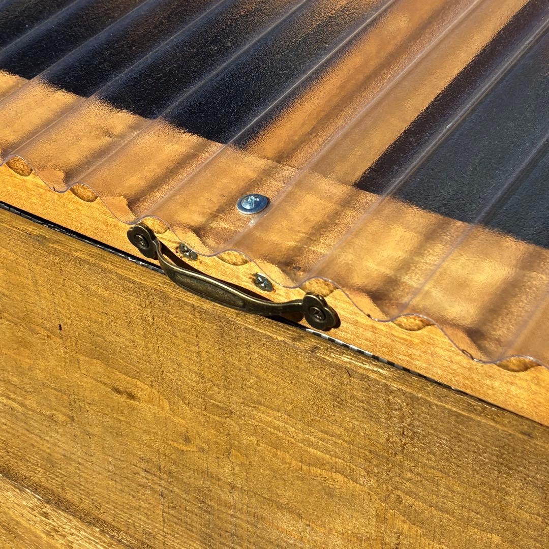 りんご箱で作ったキエーロ型コンポスト