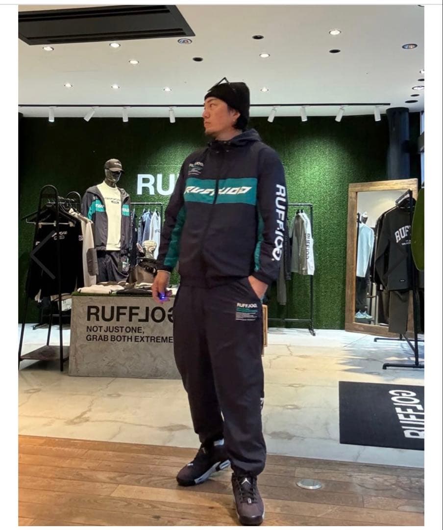 ⭐️新品未使用　ラフロッグ　ナイロンフードジャケット　サイズL ブラック