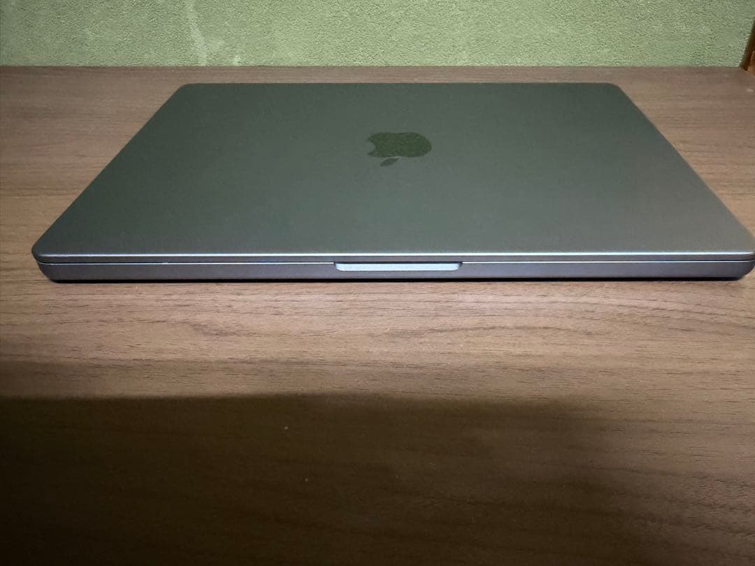 Apple MacBook Pro M1pro 14インチ 16GB 1TB