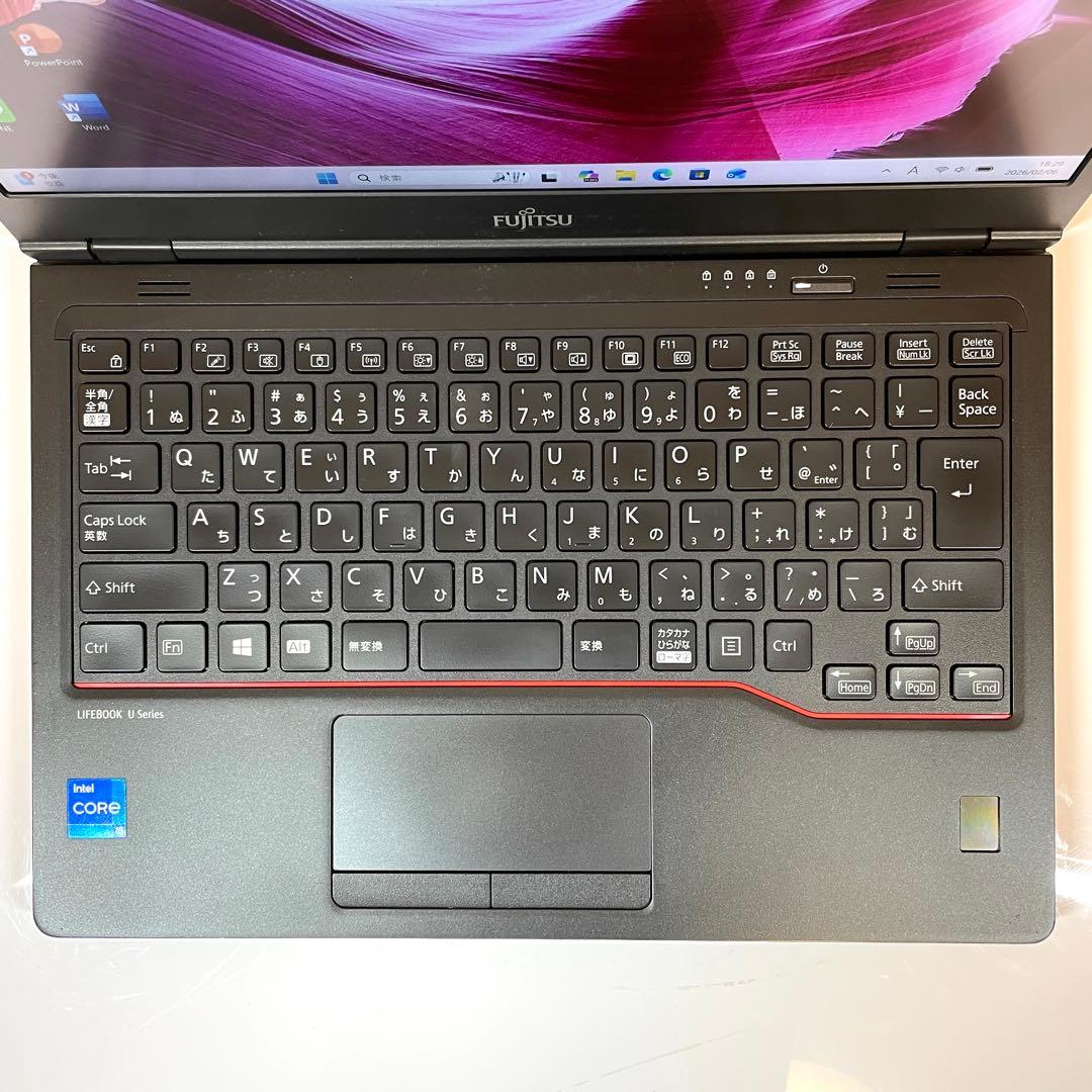 ★軽量モデル★ 美品 2021年製 第11世代 Corei5 富士通 VV9