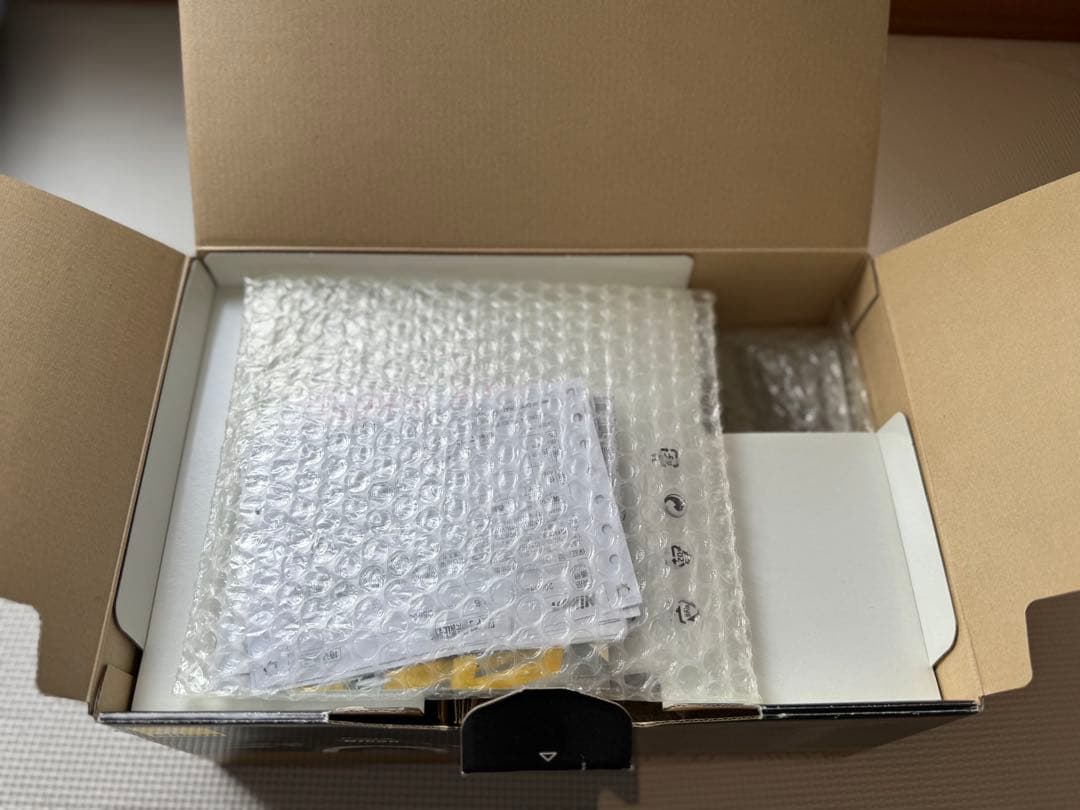 Nikon D5600一眼レフカメラ ダブルズームキット