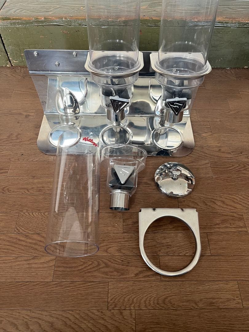 ケロッグシリアルディスペンサー送料込み