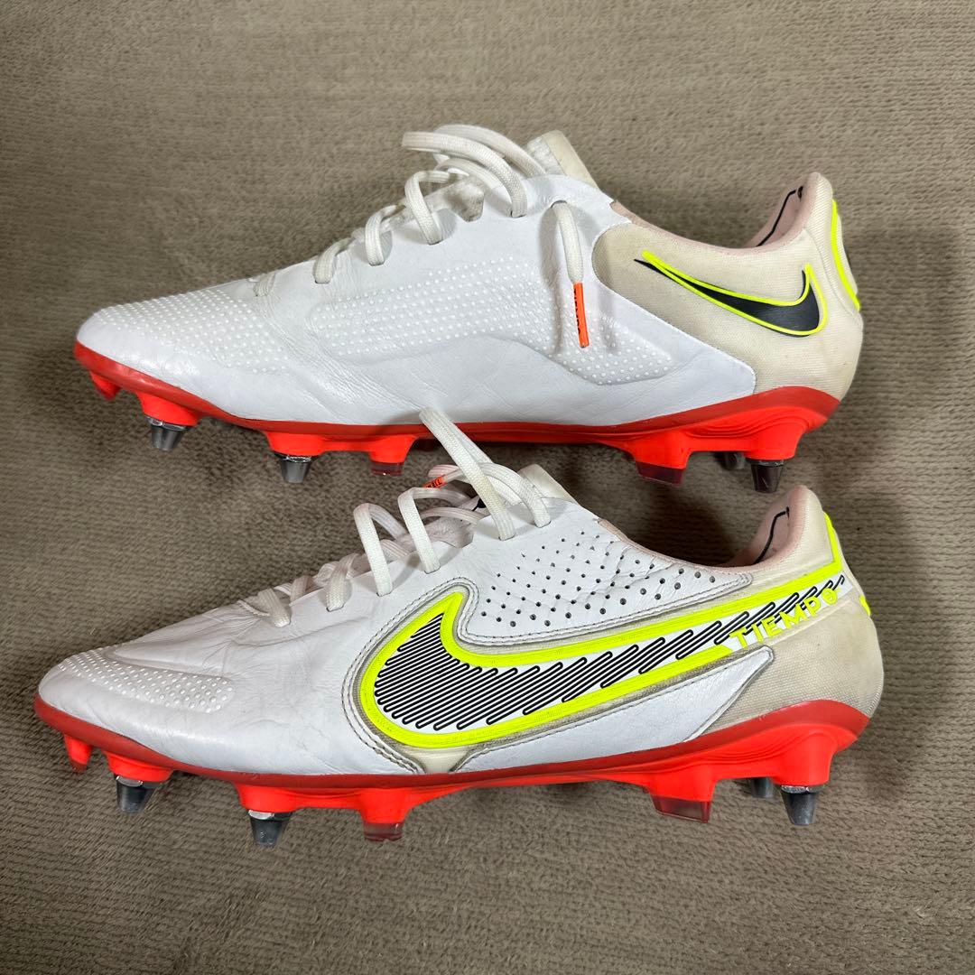 ナイキ　ティエンポ9 エリート　SG