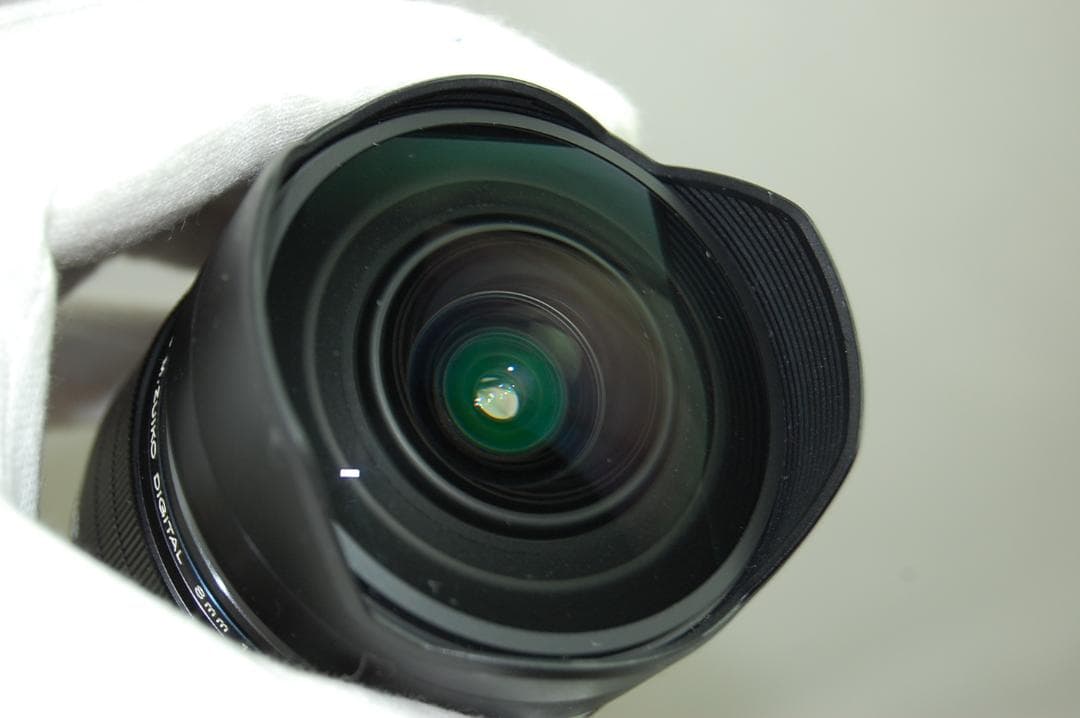 オリンパス DIGITAL ED 8mm F1.8 Fisheye PRO