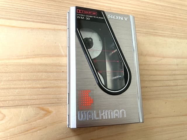 超美品 高音質 整備済完全動作品 ソニー WM-30 シルバー