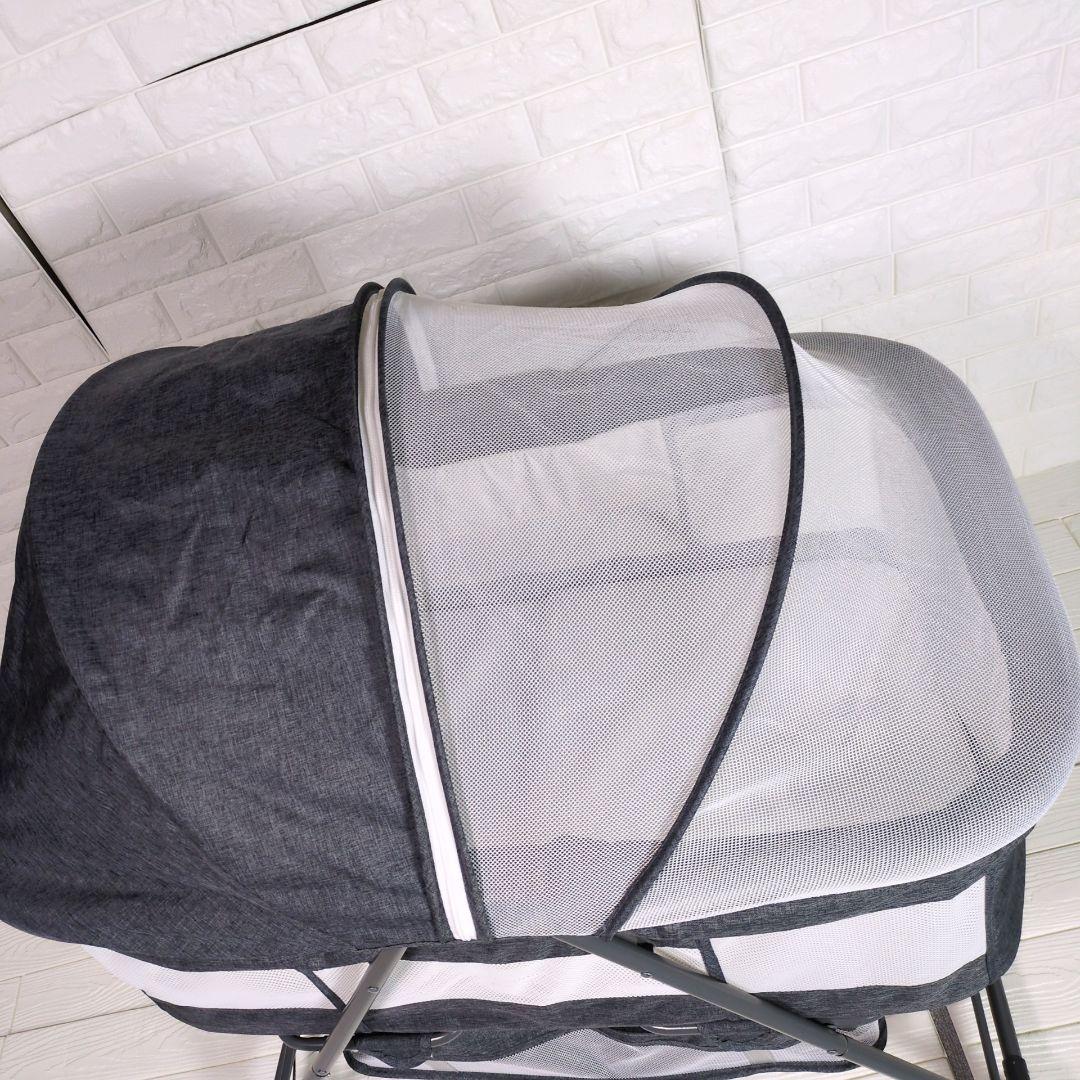 ◎美品◎　UBRAVOO ベビーベッド 折りたたみ式　キャスター付き
