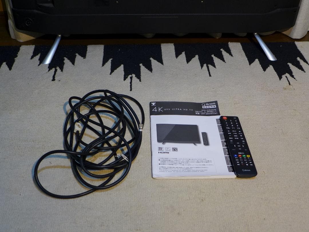 新品未使用49インチ山善4KテレビONKYOスピーカー搭載QRT-49W