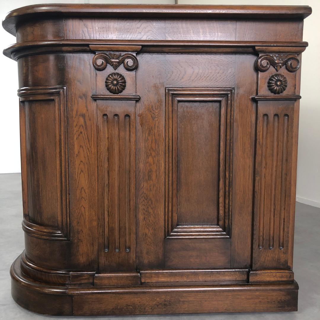 カウンターデスク 祭壇　教会　講演会