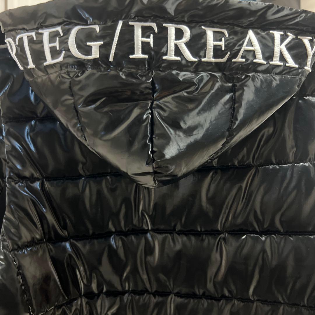 アダムスジャグラーXL ブラックダウンベスト