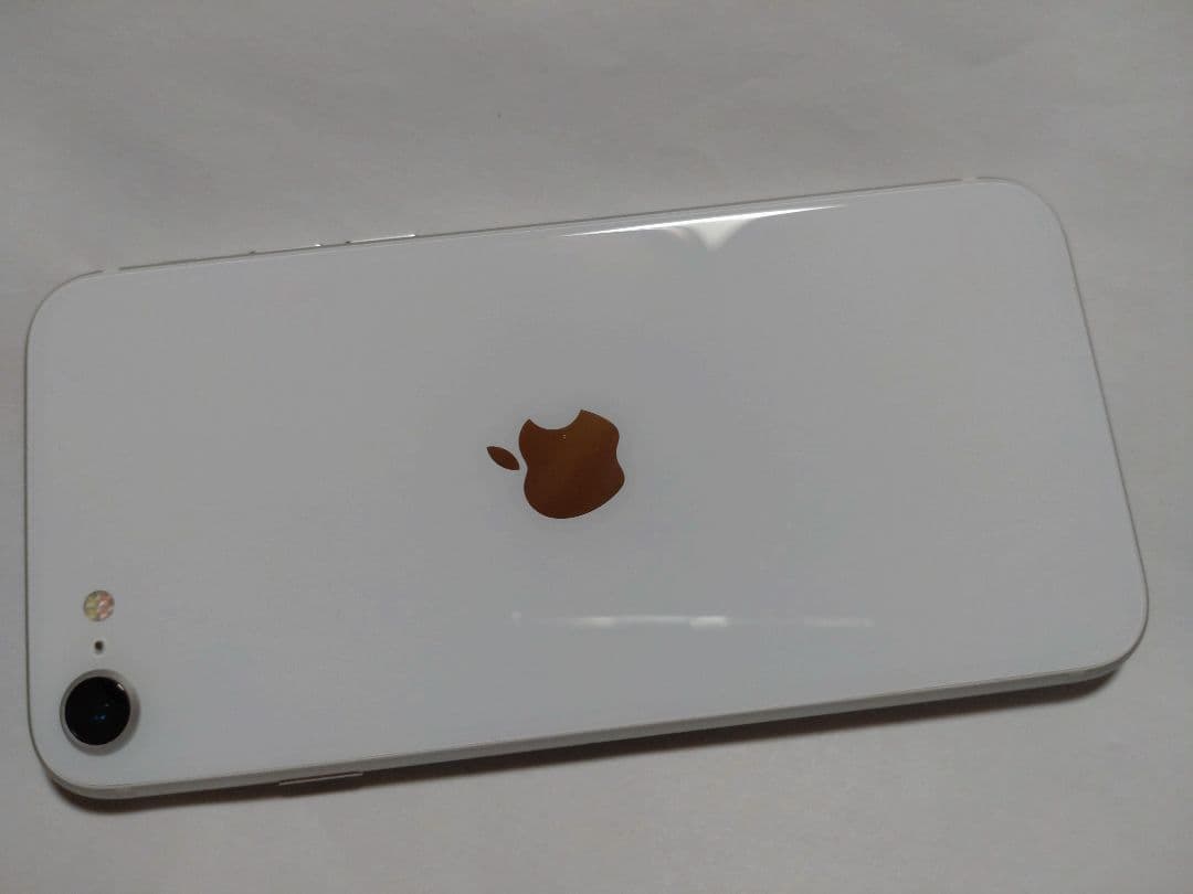 iPhone SE (第2世代) ホワイト256GB　wifi機能不可