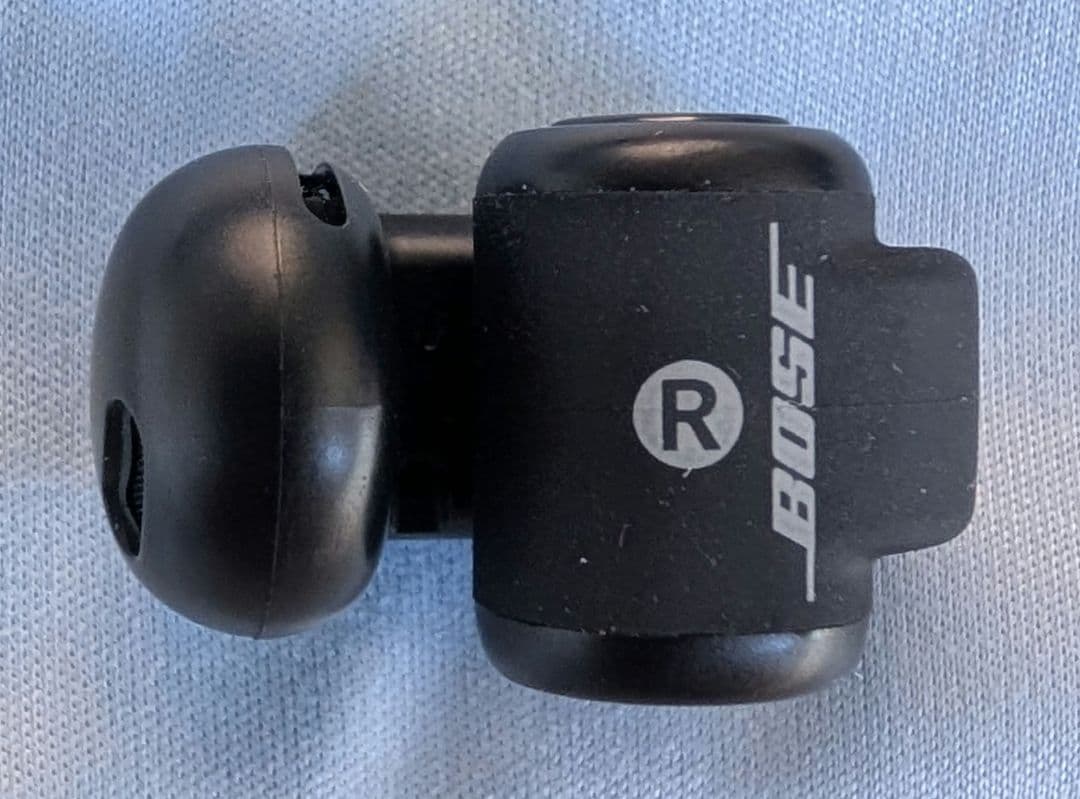 ピ*ン様 BoseのUltra Open Earbuds、本体(右側のみ)・充電