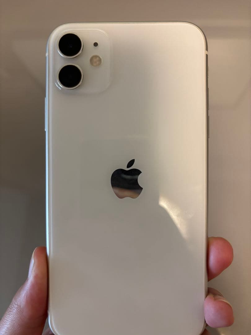 Apple iPhone 11 ホワイト 本体 64GB SIMフリー