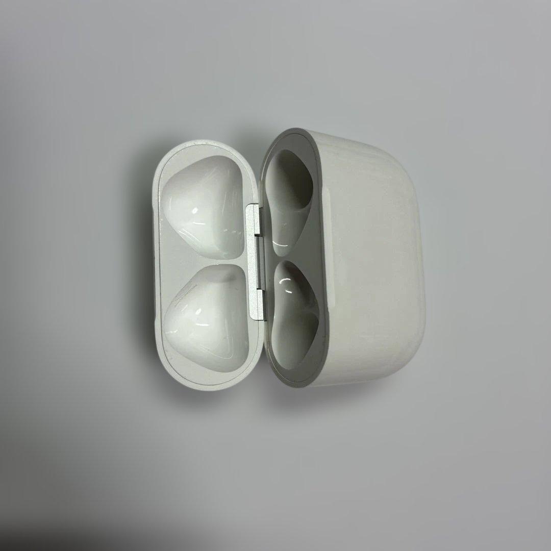Apple AirPods4 (ANC) アクティブノイズキャンセリング搭載