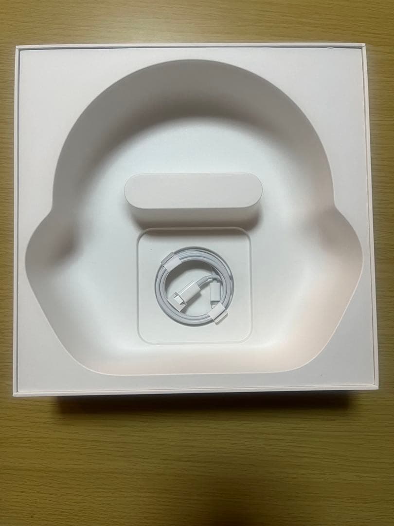 AirPods Max ケース・ケーブル付き　シルバー