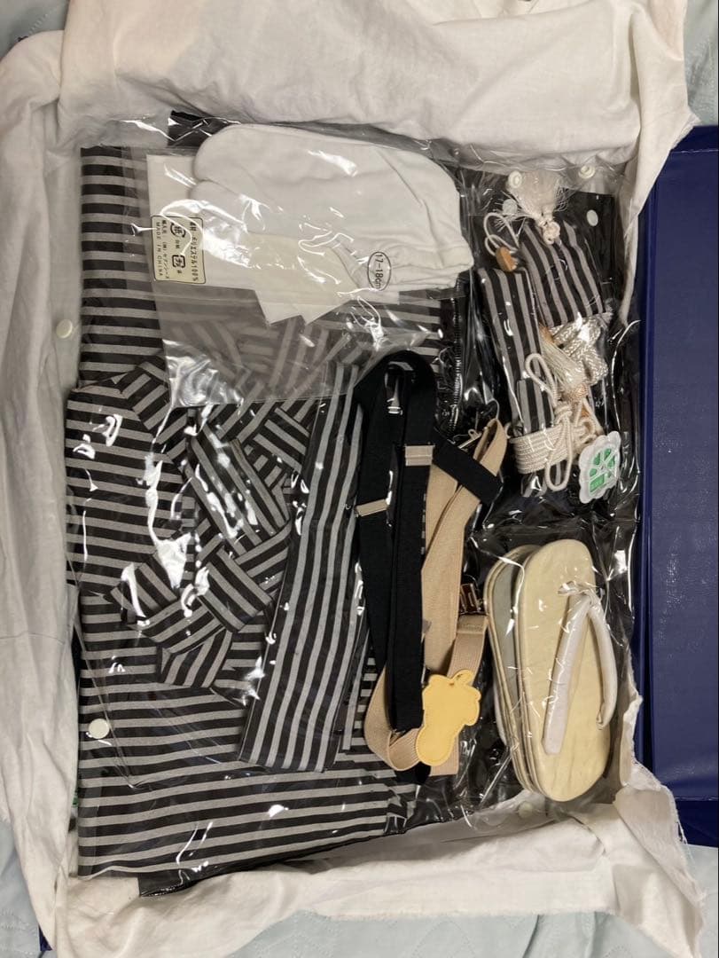 七五三 和服セット 黒地 金色模様