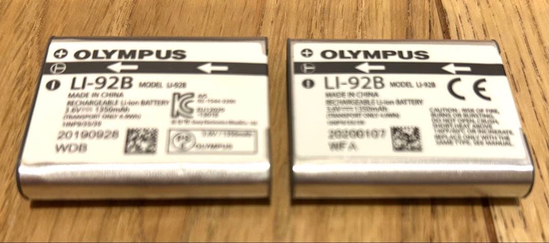 美品 OLYMPUS Tough TG-6 本体 電池２個 充電器 水中未使用