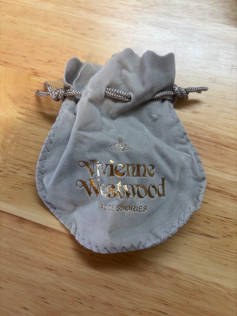 ヴィヴィアンウエストウッド　ピアス