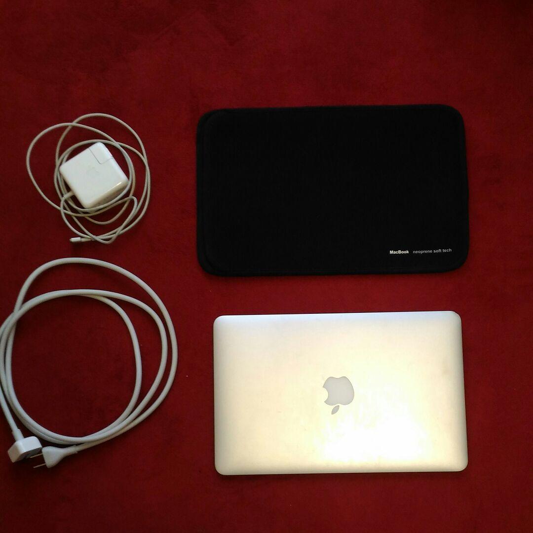 Macbook air 11inch 2012　お値下げしました。