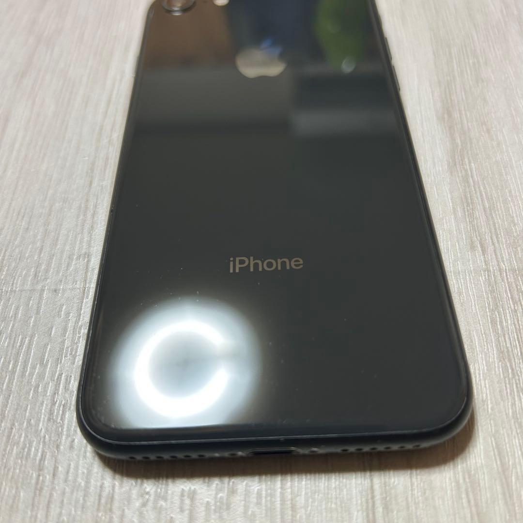 iPhone8 64GB 本体 SIMロックなし　内カメラ故障