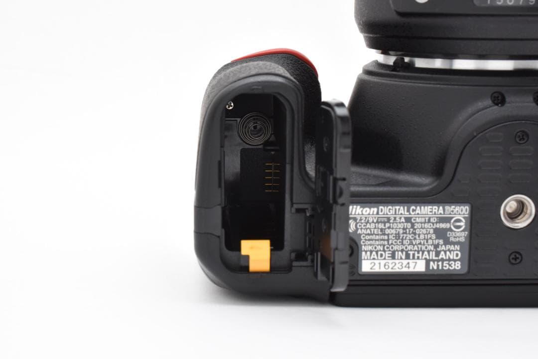 ショット数6976枚■美品■Nikon D5600 レンズキット