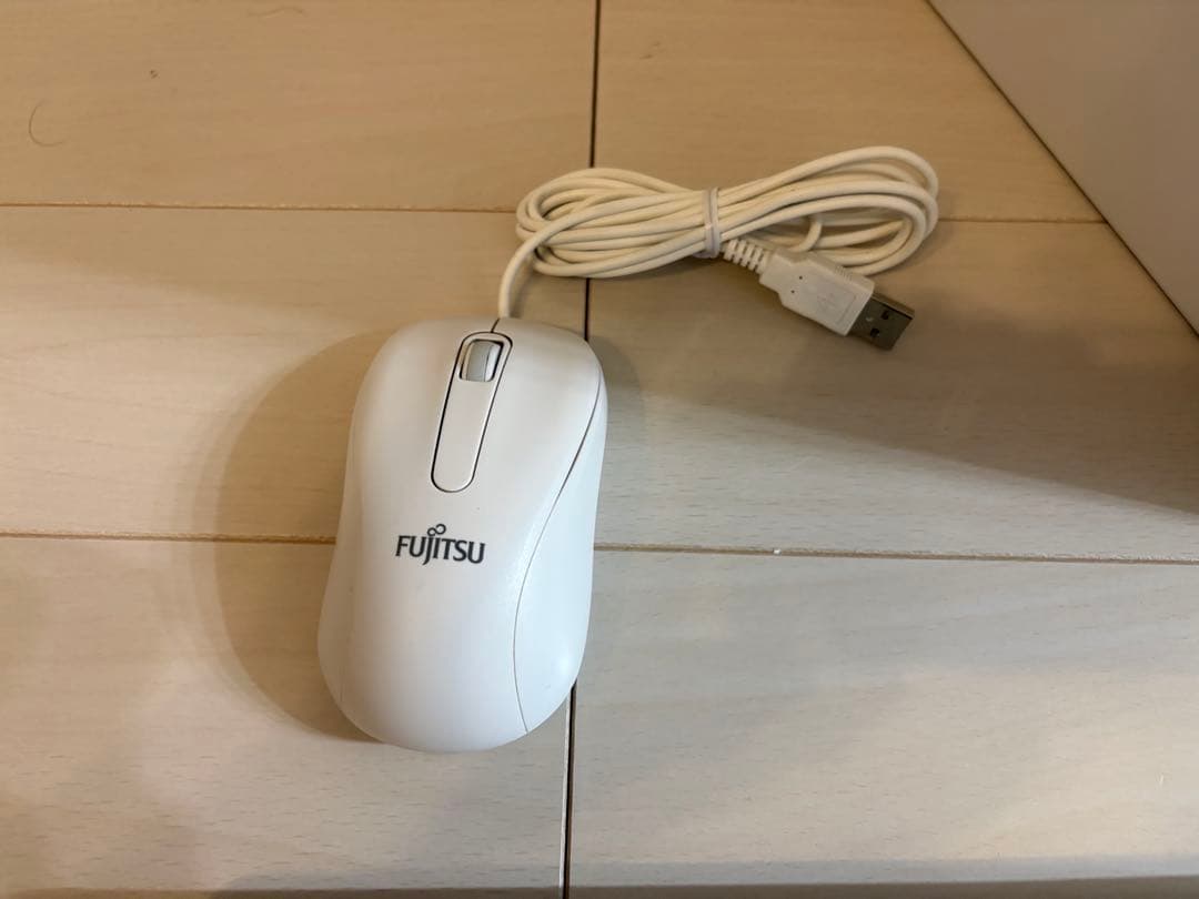 【美品】FUJITSU ESPRIMO D558/T デスクトップPC