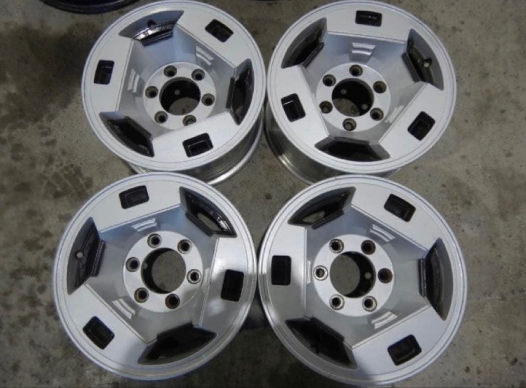 ダットサンD21 日産テラノUS仕様 純正ホイール ホイールキャップセット①