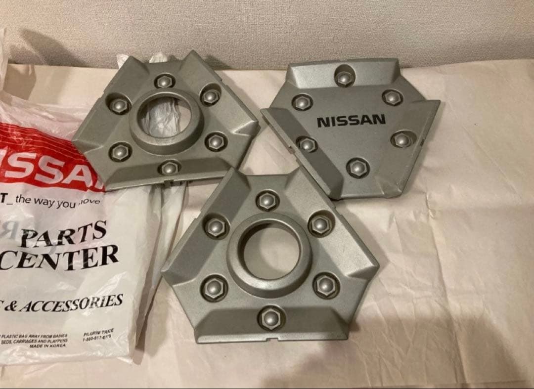 ダットサンD21 日産テラノUS仕様 純正ホイール ホイールキャップセット①